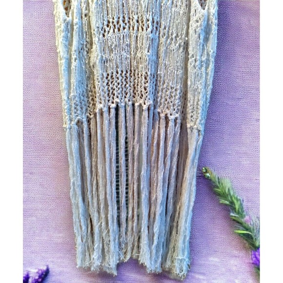 Women's Abercrombie & Fitch Boho Cream Crochet Fringed Long Vest Size M/L New - Picture 4 of 8